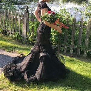 Black prom dress